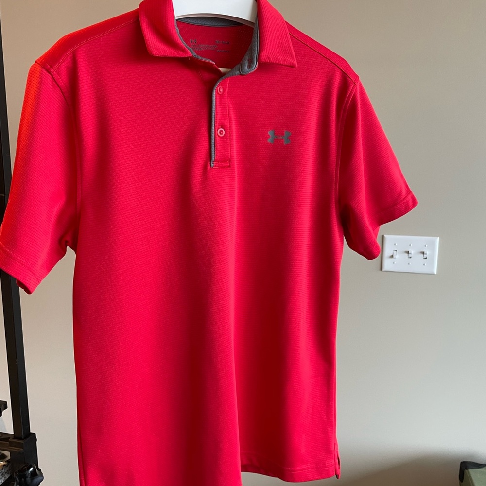 Red under armor polo excellent condition